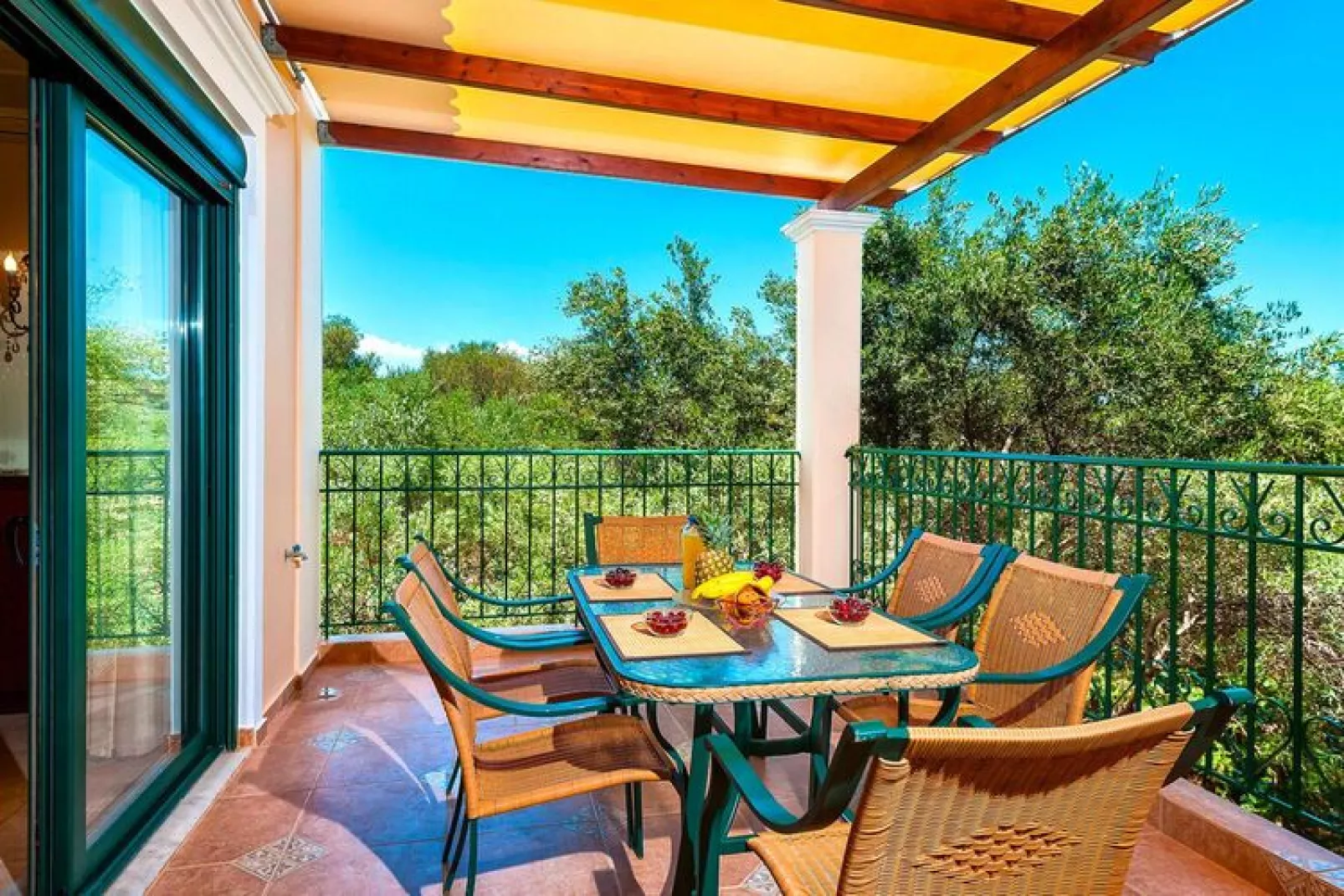 Villa Valia Galatas-Terras