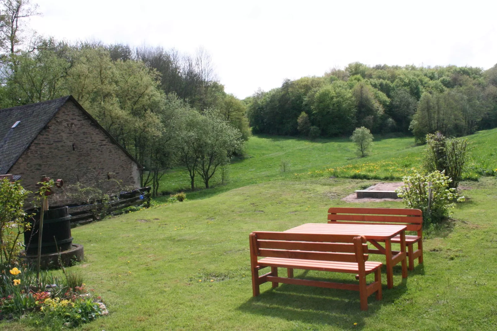 Kaifenheimer Mühle 2-Tuinen zomer