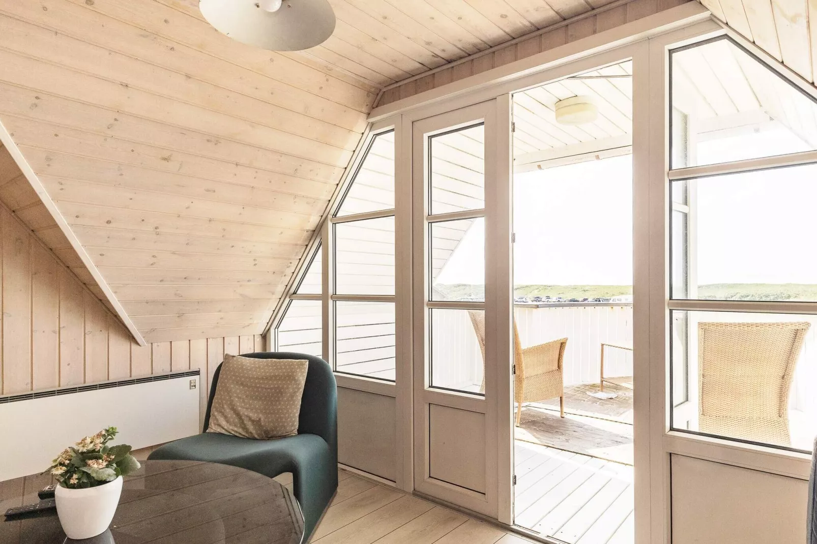 Prachtig vakantiehuis in Blåvand met een privézwembad-Binnen