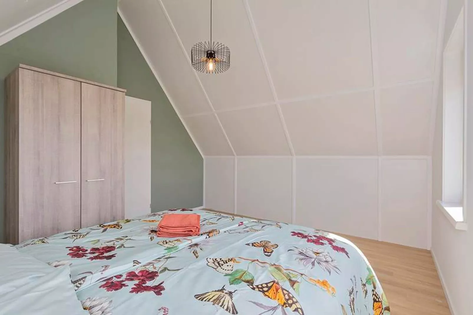 De Merel Huis  Nr 44-Slaapkamer