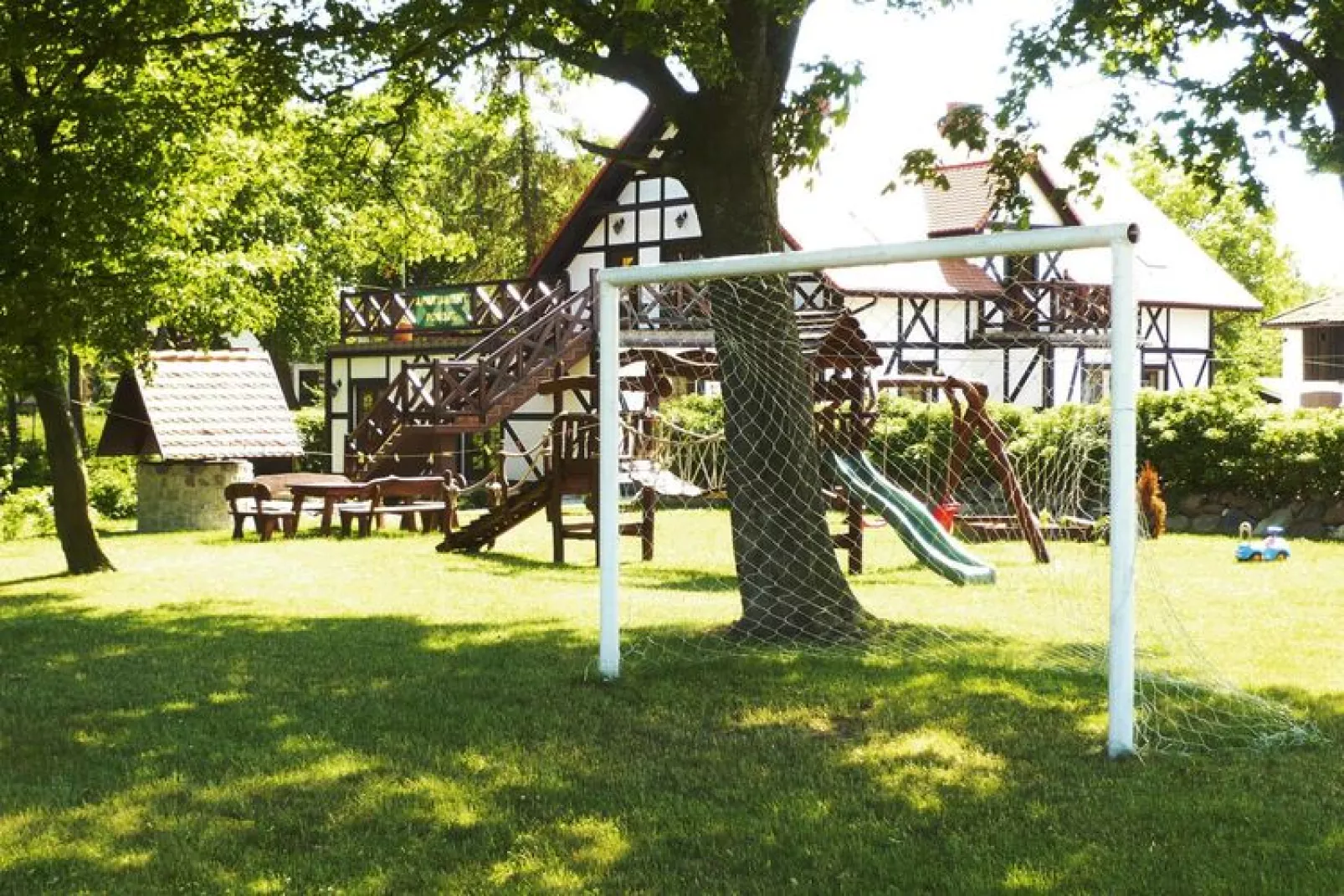 Apartament Darłowo-Tuinen zomer