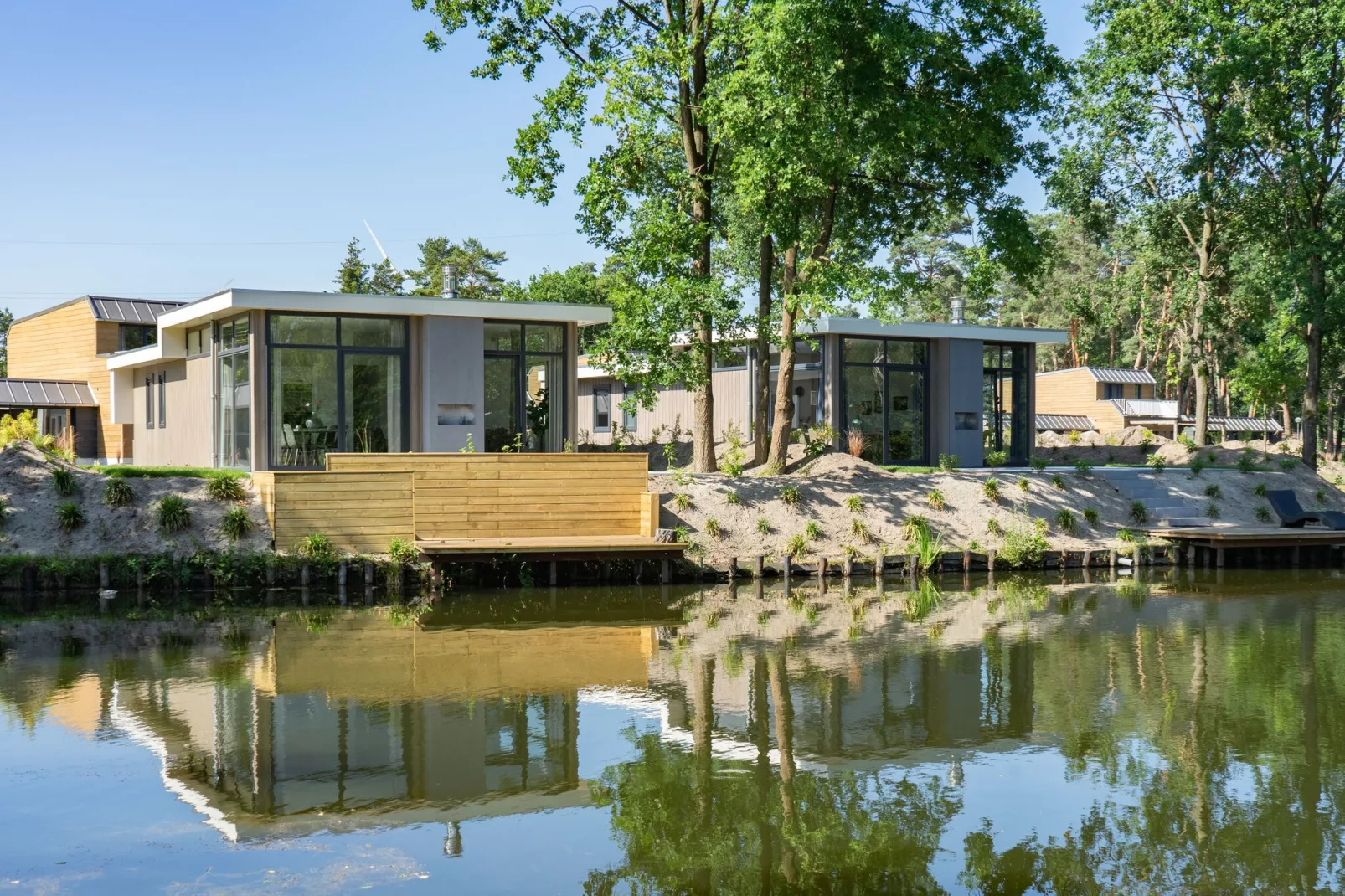 Resort Zilverstrand 8-Buitenkant zomer
