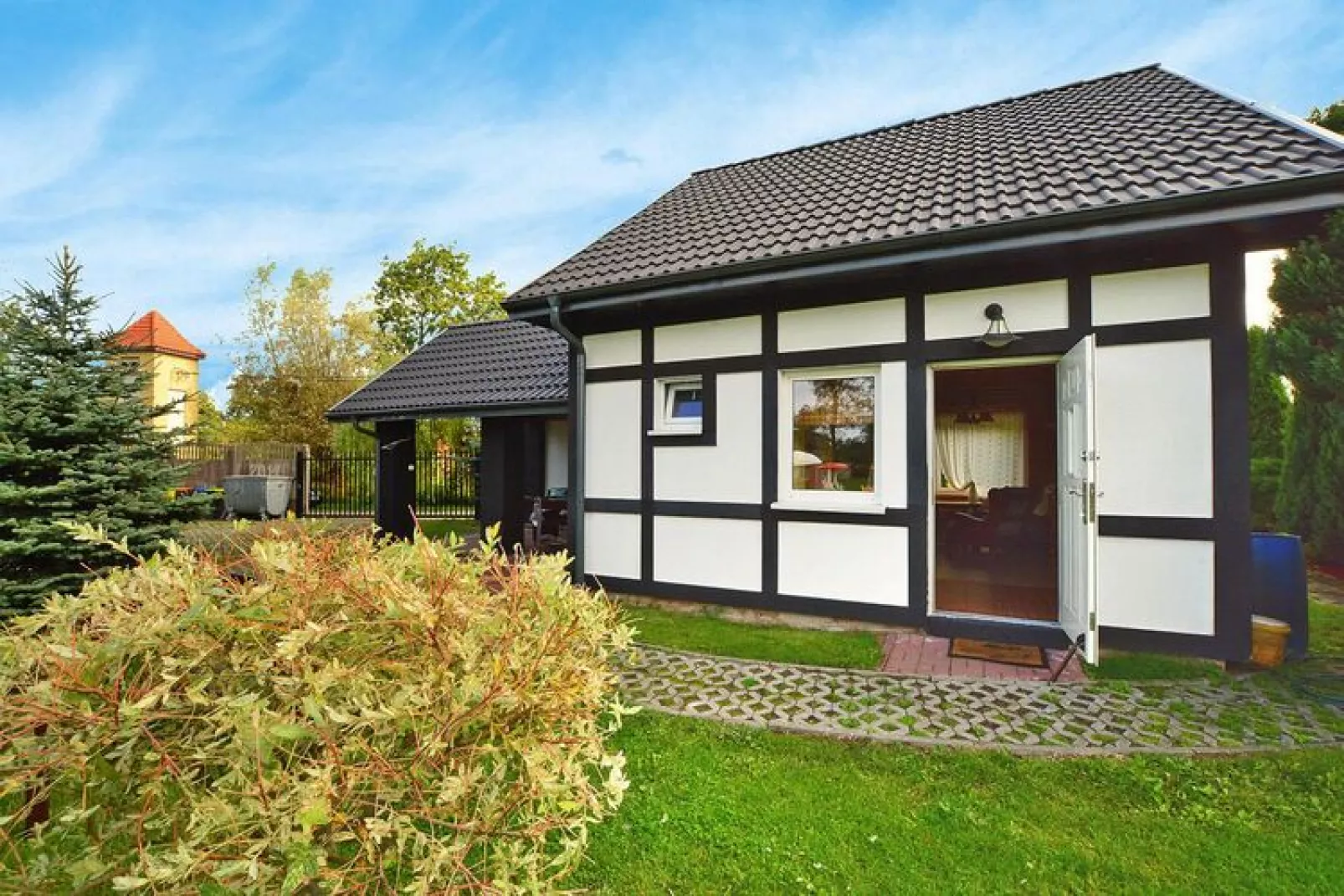 Domek piętrowy TYP B Łącko-Buitenkant zomer