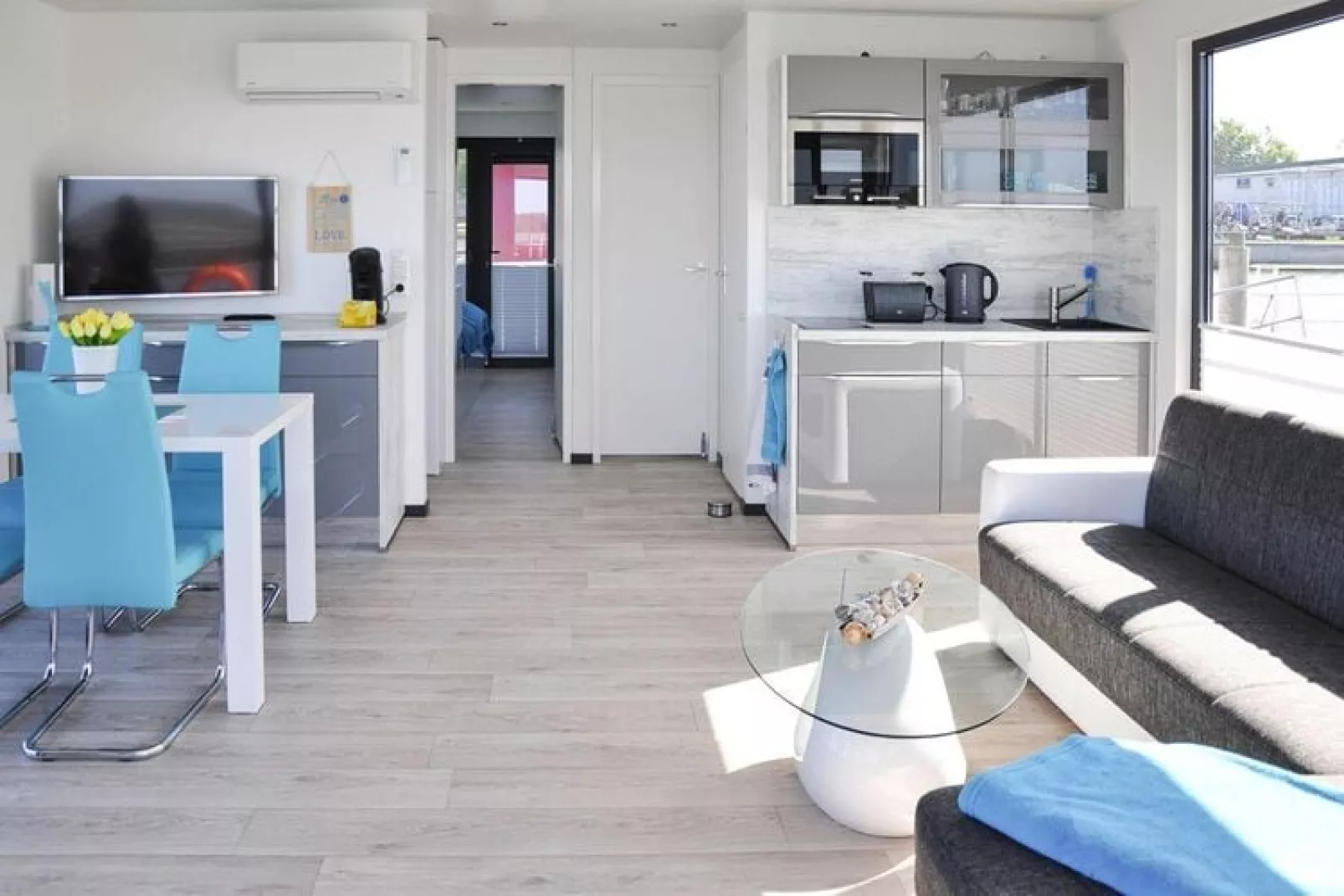 Houseboat Floating House "Leni", Ribnitz-Damgarten-Leni-Keuken