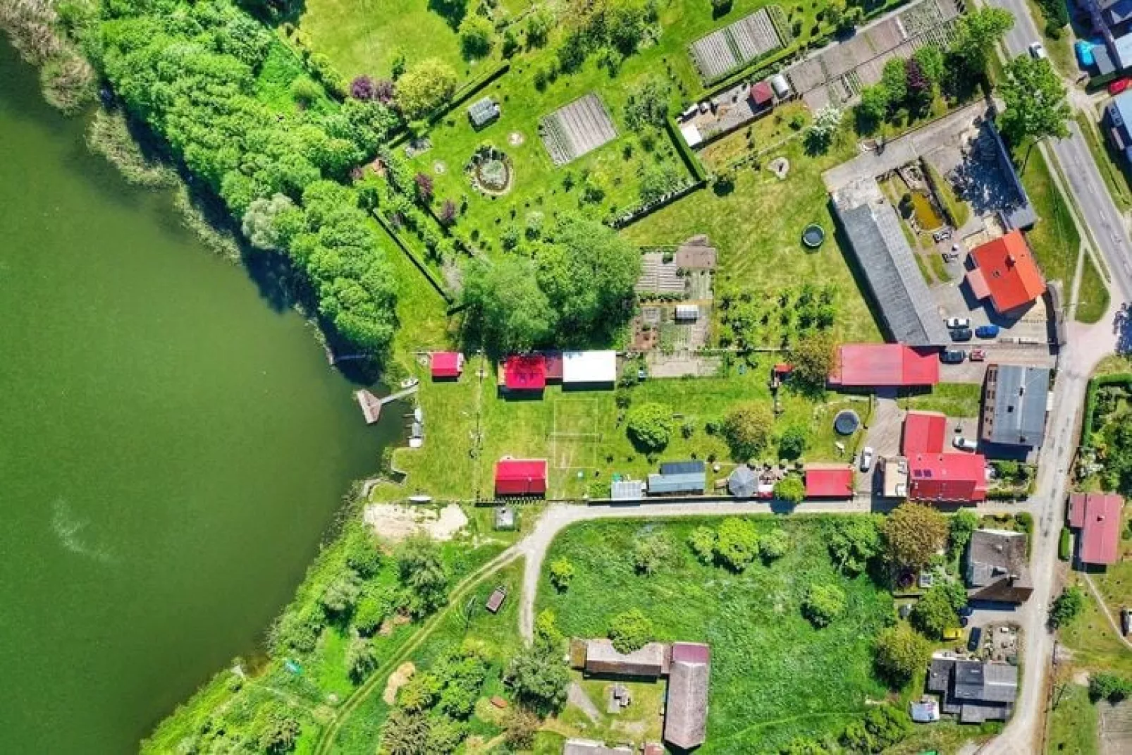 Domek holenderski Ostrowiec Sławieński-Buitenlucht