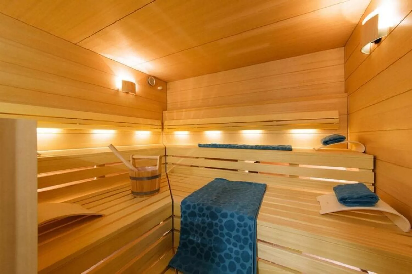 Ferienhaus Dranske-Royal Clipper mit 8 Pers-Sauna