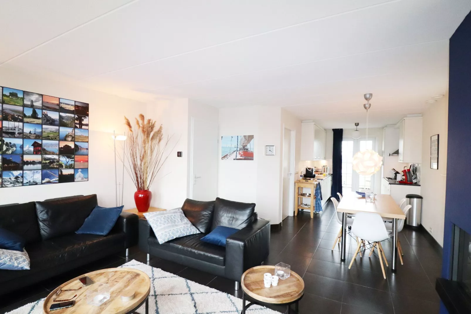 Moderne schiphuiswoning in Stavoren-Woonkamer