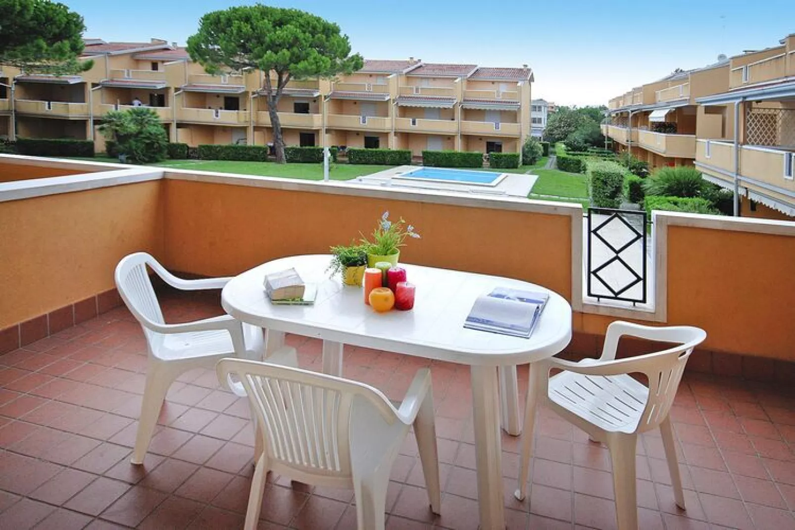 Holiday resort Villaggio Selene, Bibione Spiaggia-C7-Buitenkant zomer