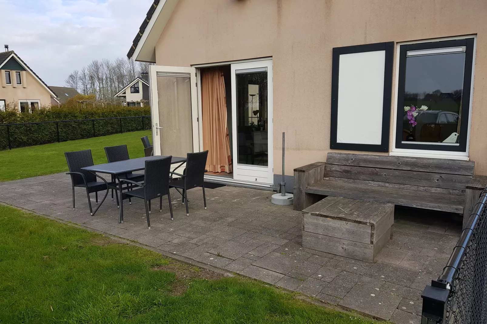 Recreatiepark de Friese Wadden 16-Terrasbalkon