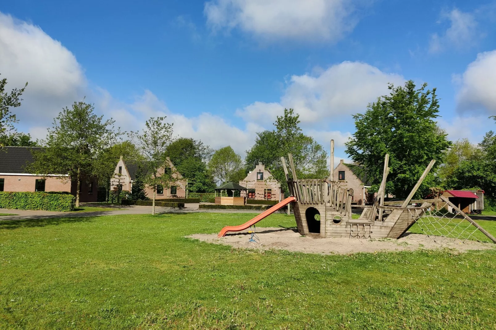 Vakantiepark Eigen Wijze 5-Gebieden zomer 1km