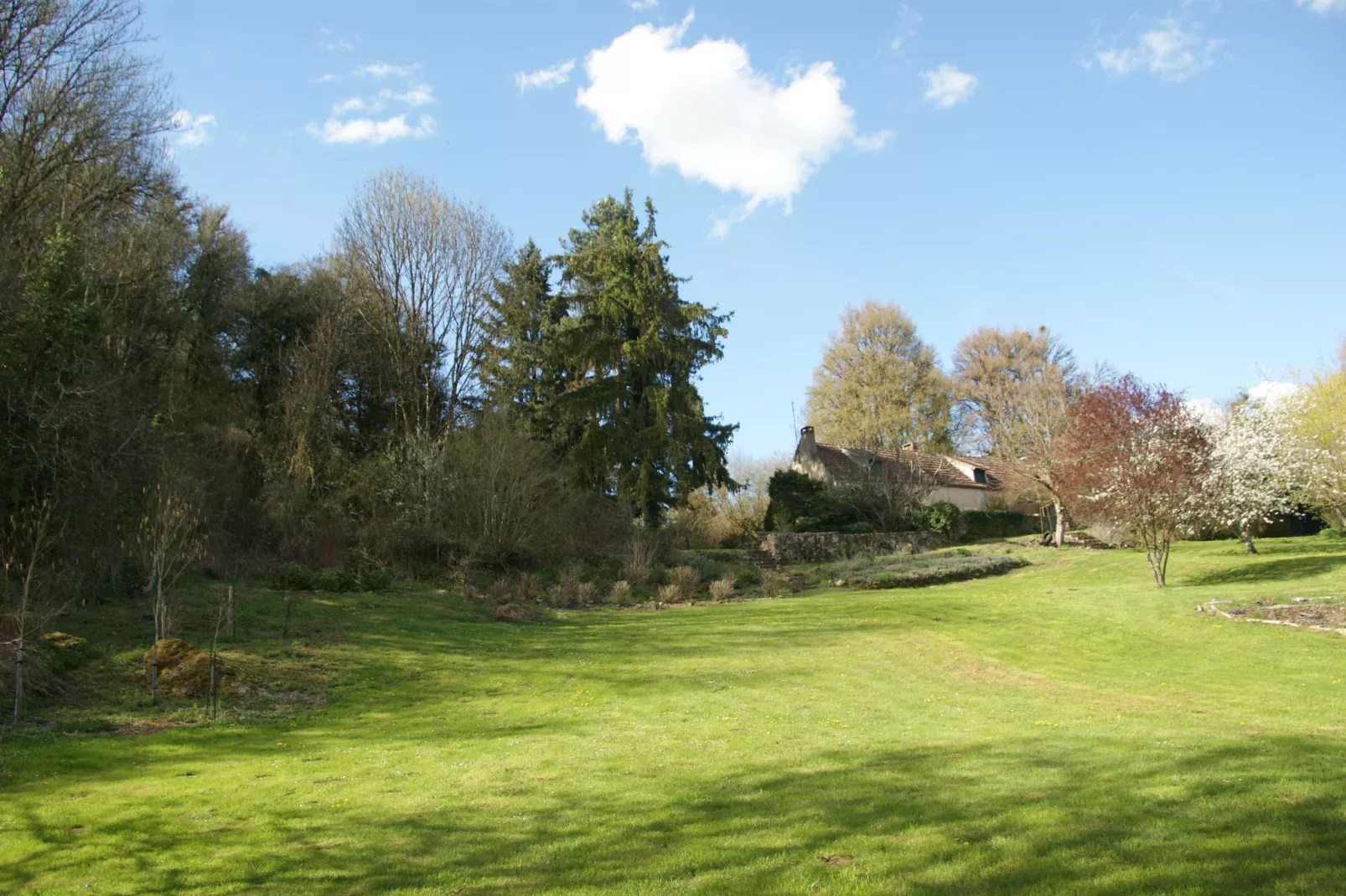Charmante boerderij in Champallement met een tuin en terras-Gebieden zomer 1km