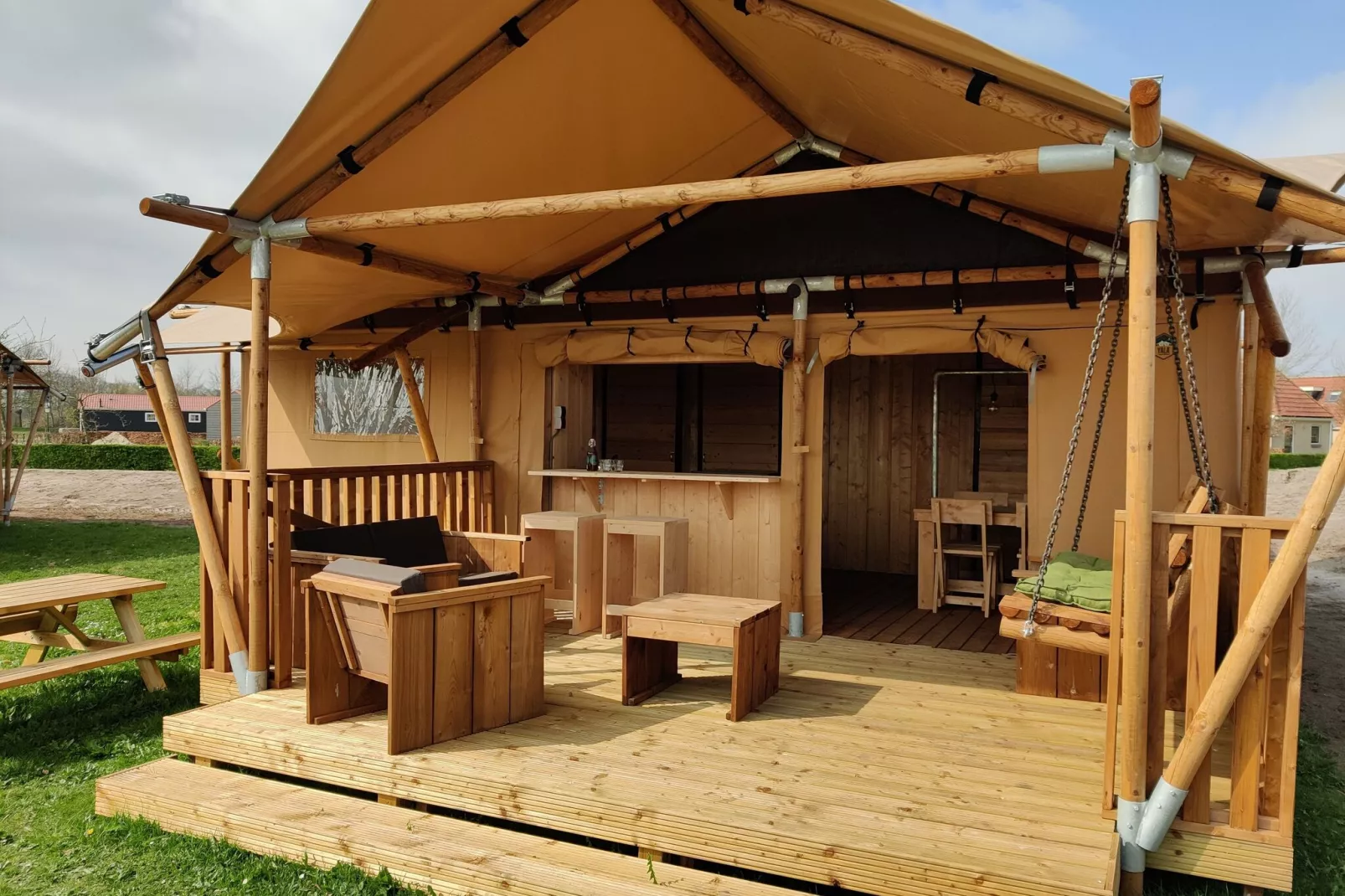 Vakantiepark Eigen Wijze 10-Buitenkant zomer