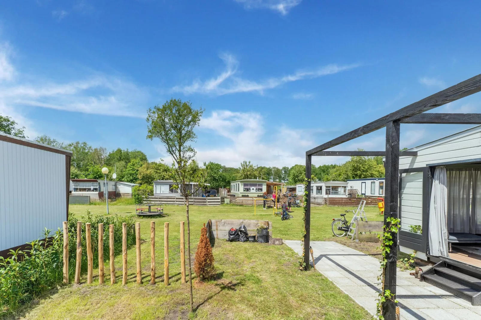 Chalet 't Veentje-Tuinen zomer