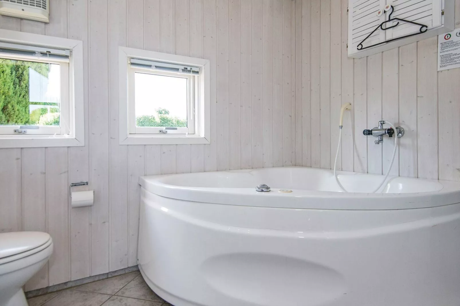 Moderne chalet in Hejls met sauna en bubbelbad