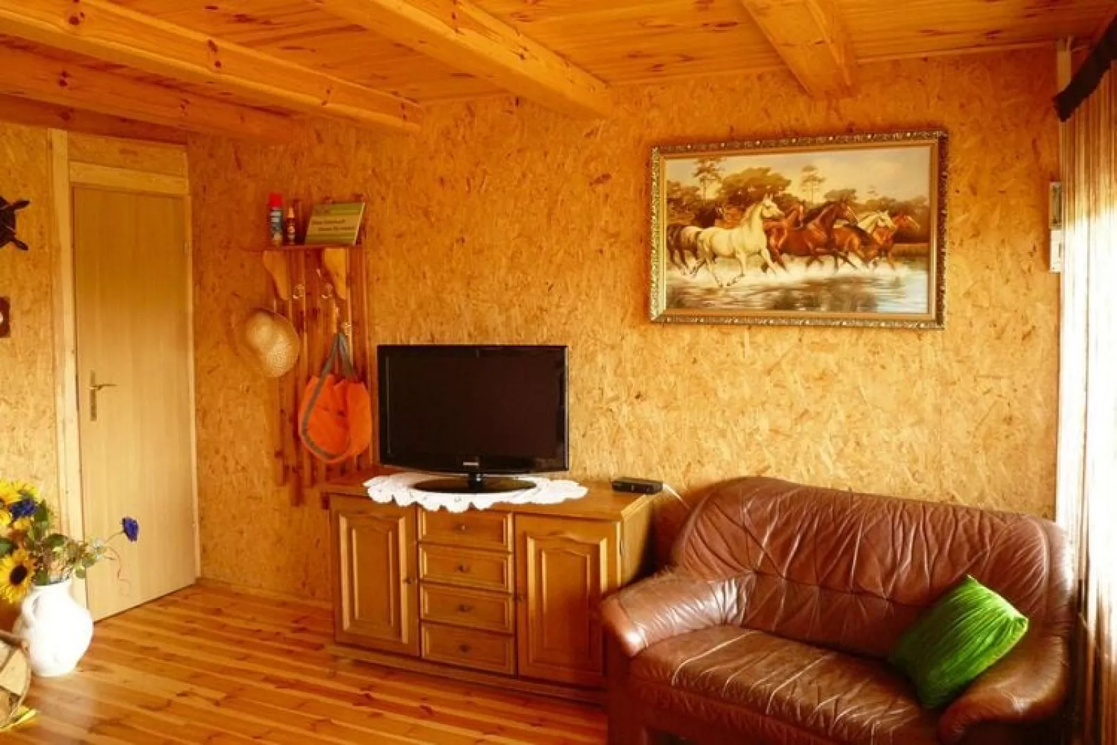 Holiday home in Dobrogoszcz-Woonkamer