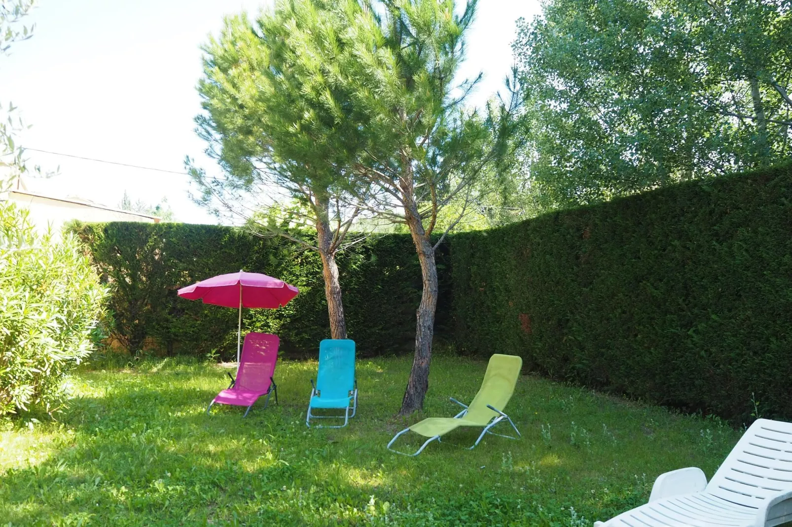 Ferienhaus in Vaison-la-Romaine / Le Mont Ventoux-Tuinen zomer