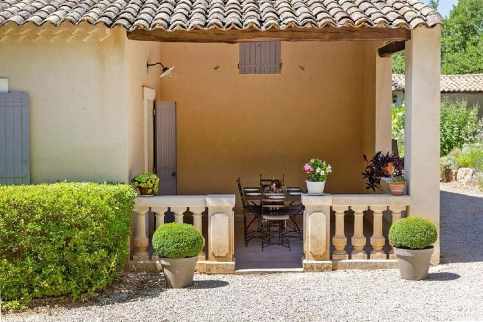 Ferienhaus in Ménerbes-Terrasbalkon