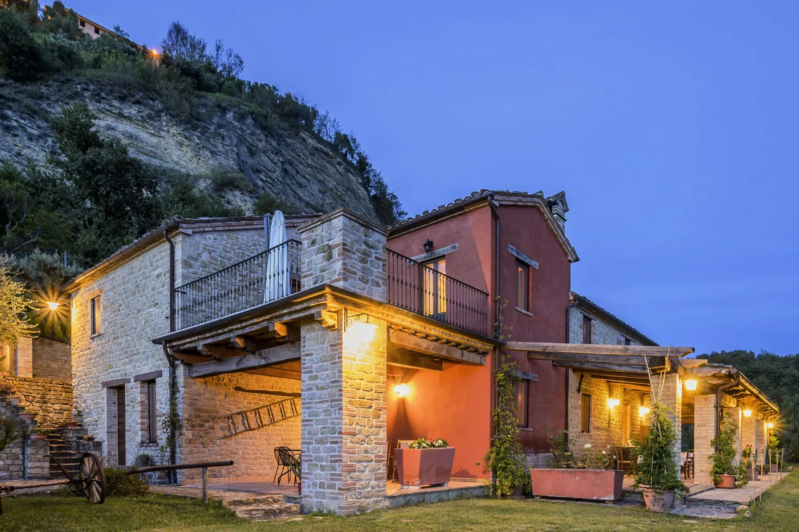 Il Vettore nei monti Sibillini-Buitenkant zomer