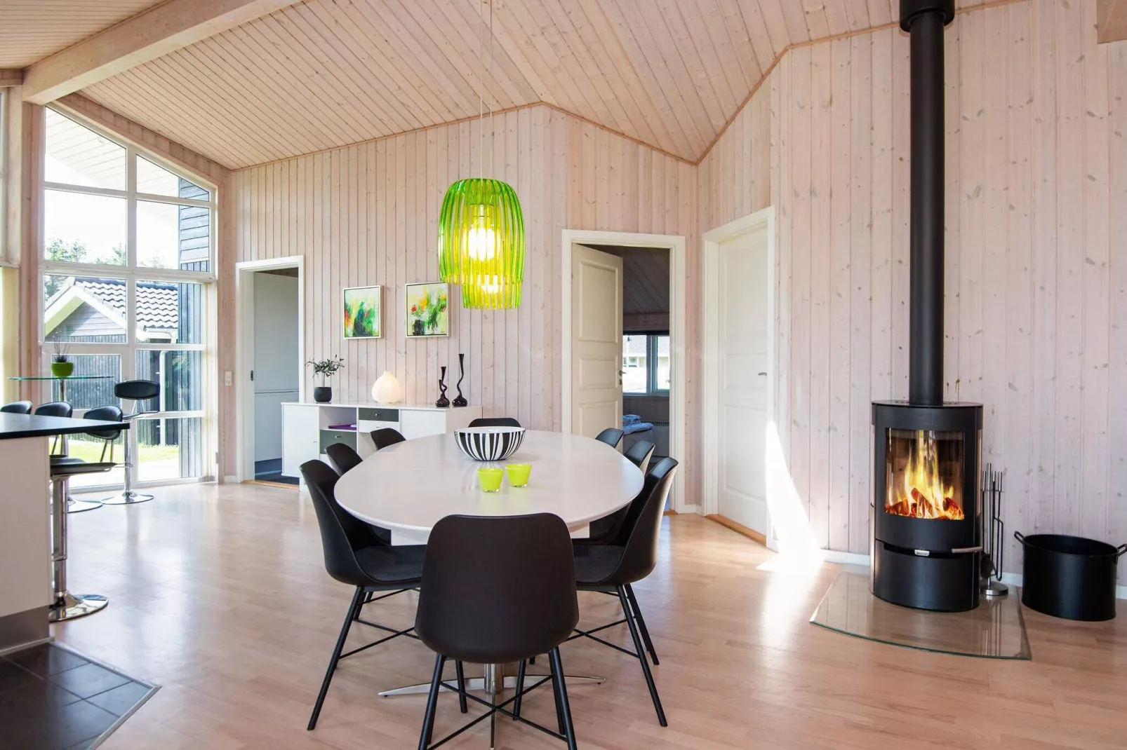 Moderne villa in Hemmet met Sauna-Binnen