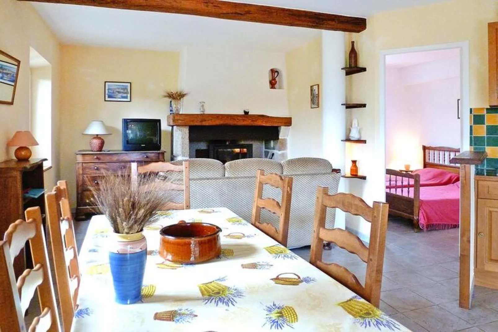 Steinhaus in Chambonas / Les Oliviers