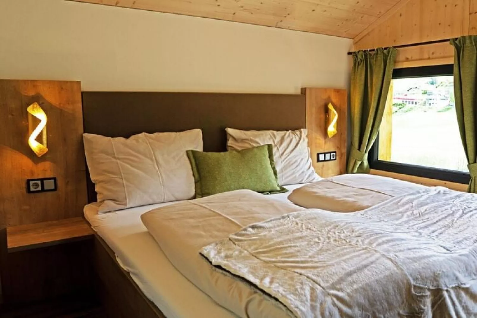 Chalets Bergeralm, Steinach am Brenner-Wellness Chalet-Slaapkamer