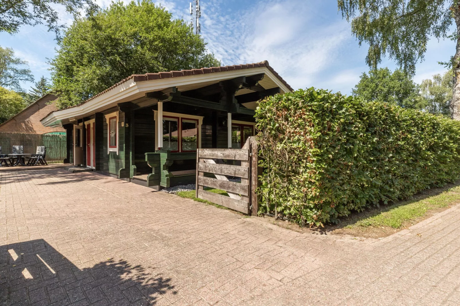 Chalet Veluwemeer-Buitenkant zomer