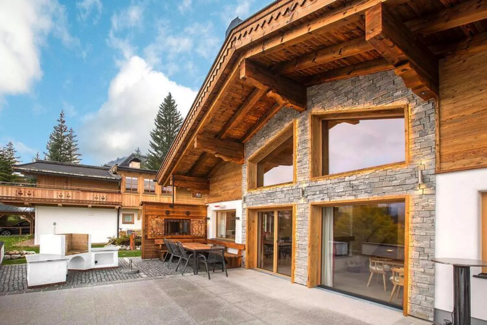 Chalet Edelweißalm-Buitenkant zomer