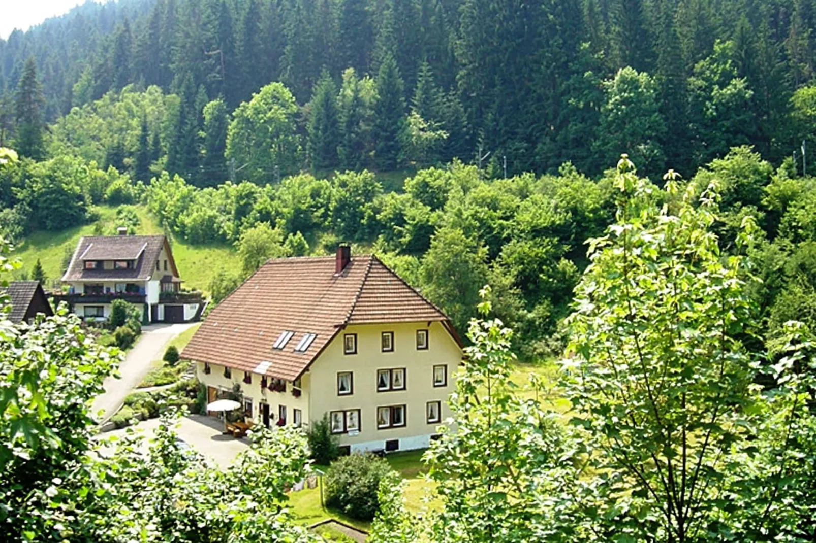Kirchenbauer-Buitenkant zomer
