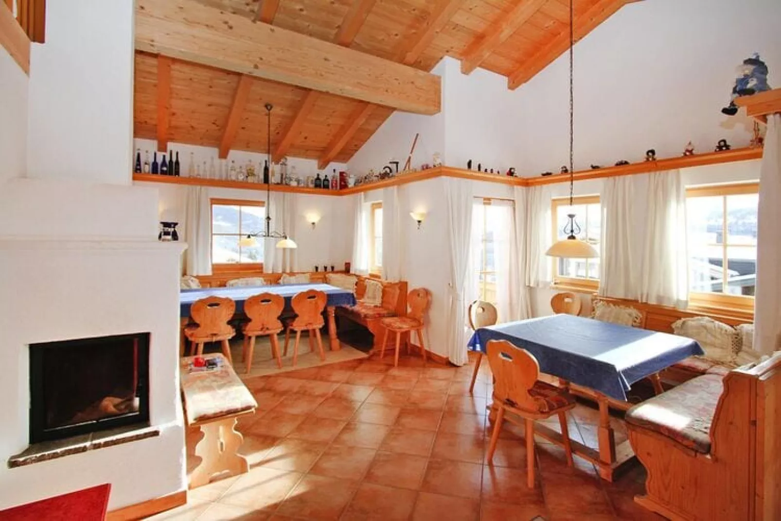 Chalet Verialta-Eetkamer