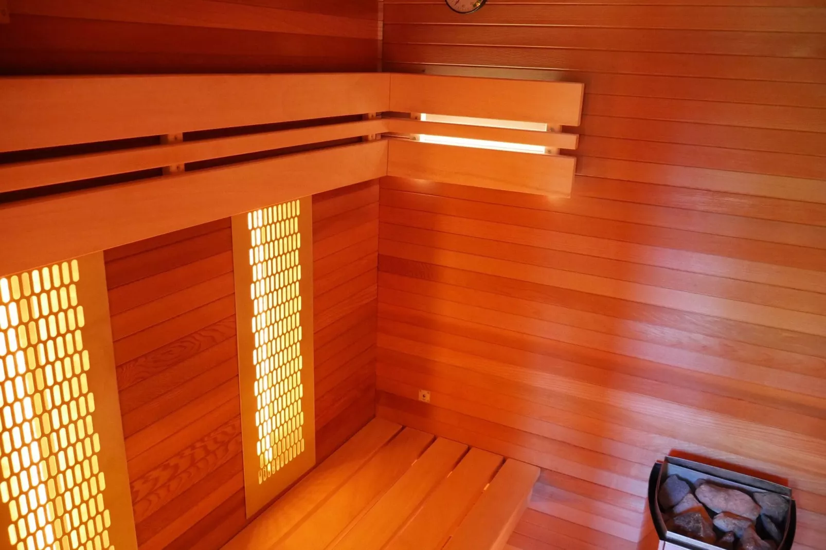 Magnifique maison de vacances avec sauna et Bains à remous située à Fillot-Wellness