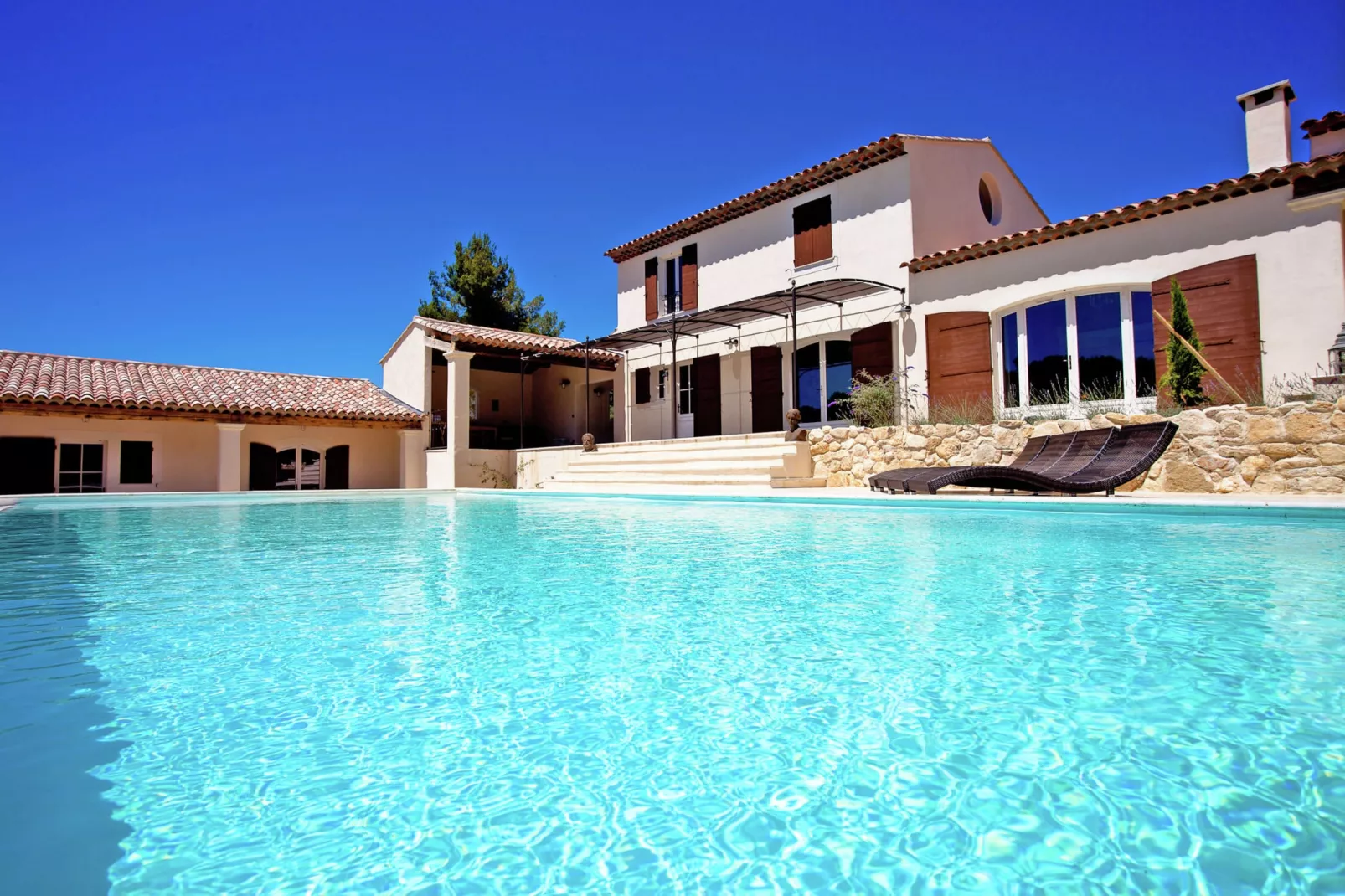 La Colline de Reves plus 3 gites-Zwembad
