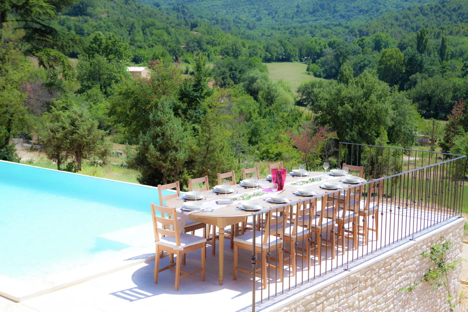 La Colline de Reves plus 3 gites-Terrasbalkon