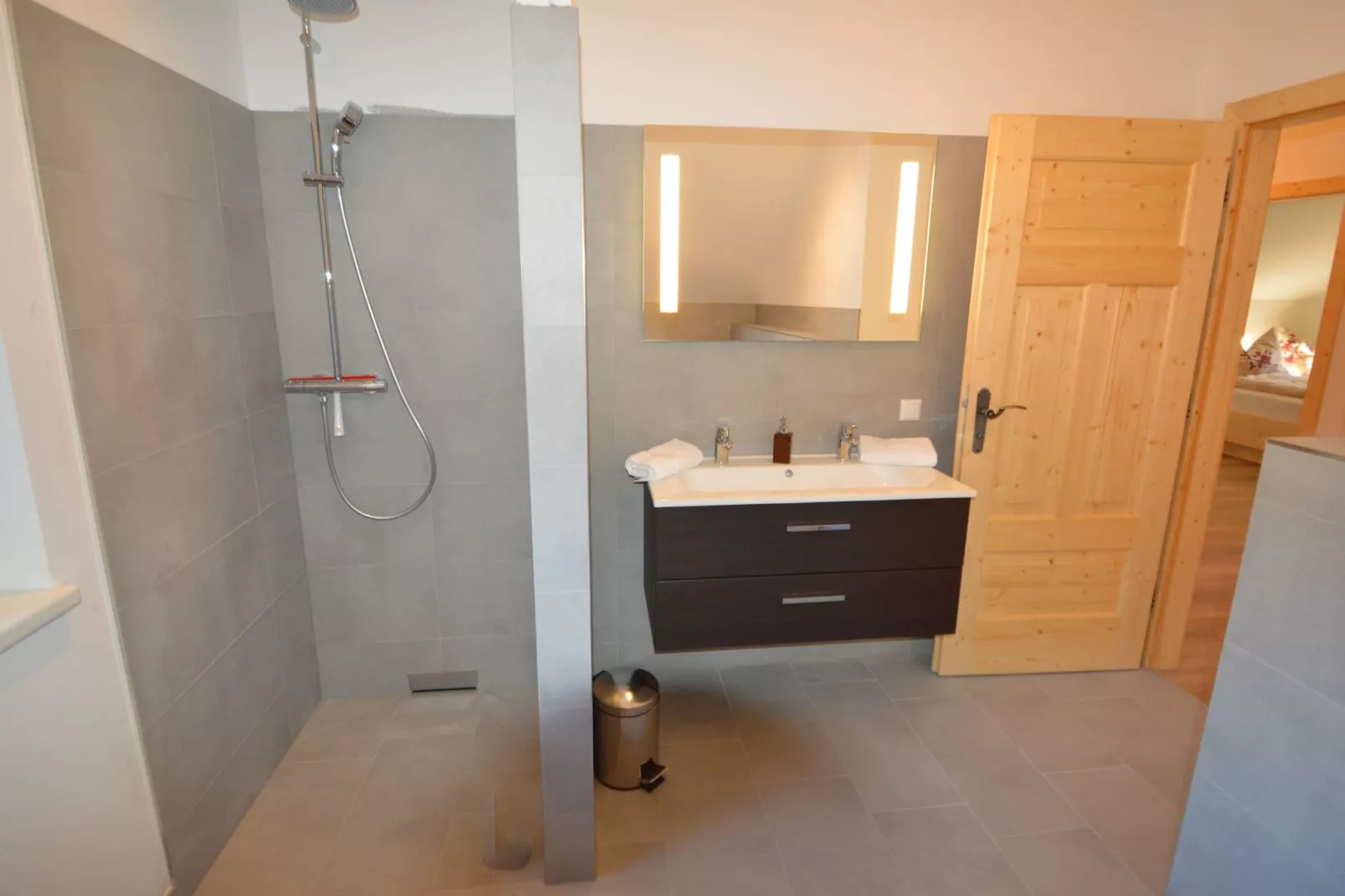 Chalet Ahorn Bad Kleinkirchheim-Badkamer