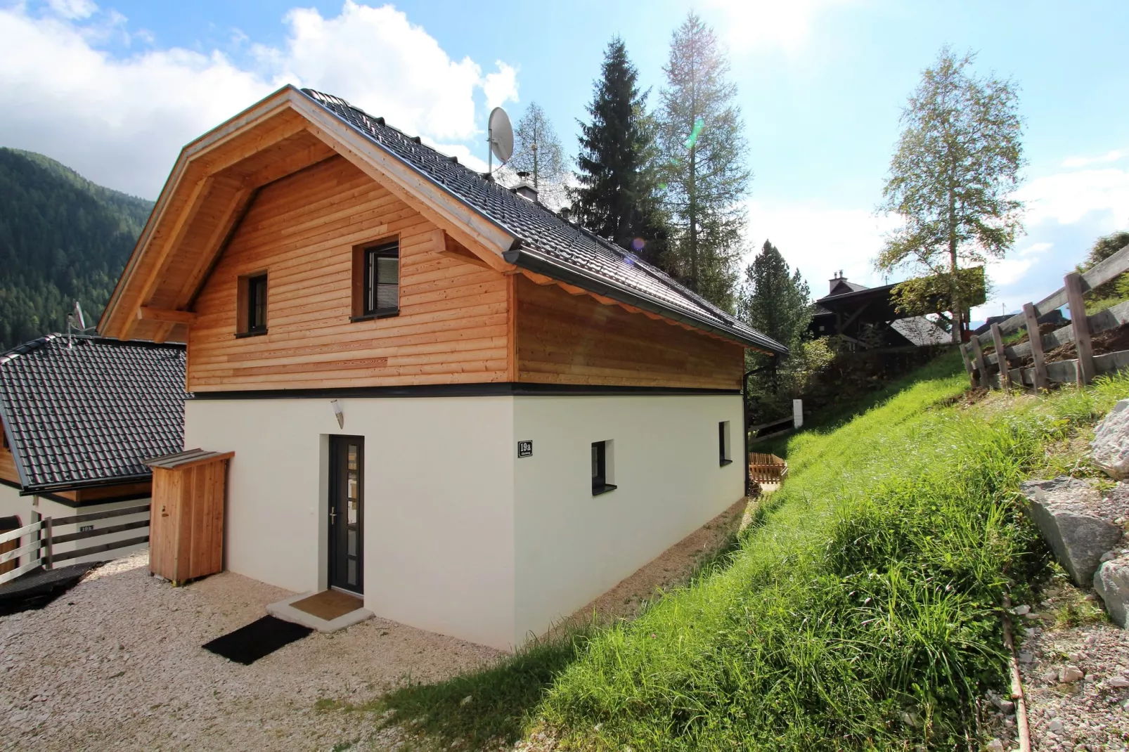 Chalet Ahorn Bad Kleinkirchheim-Buitenkant zomer