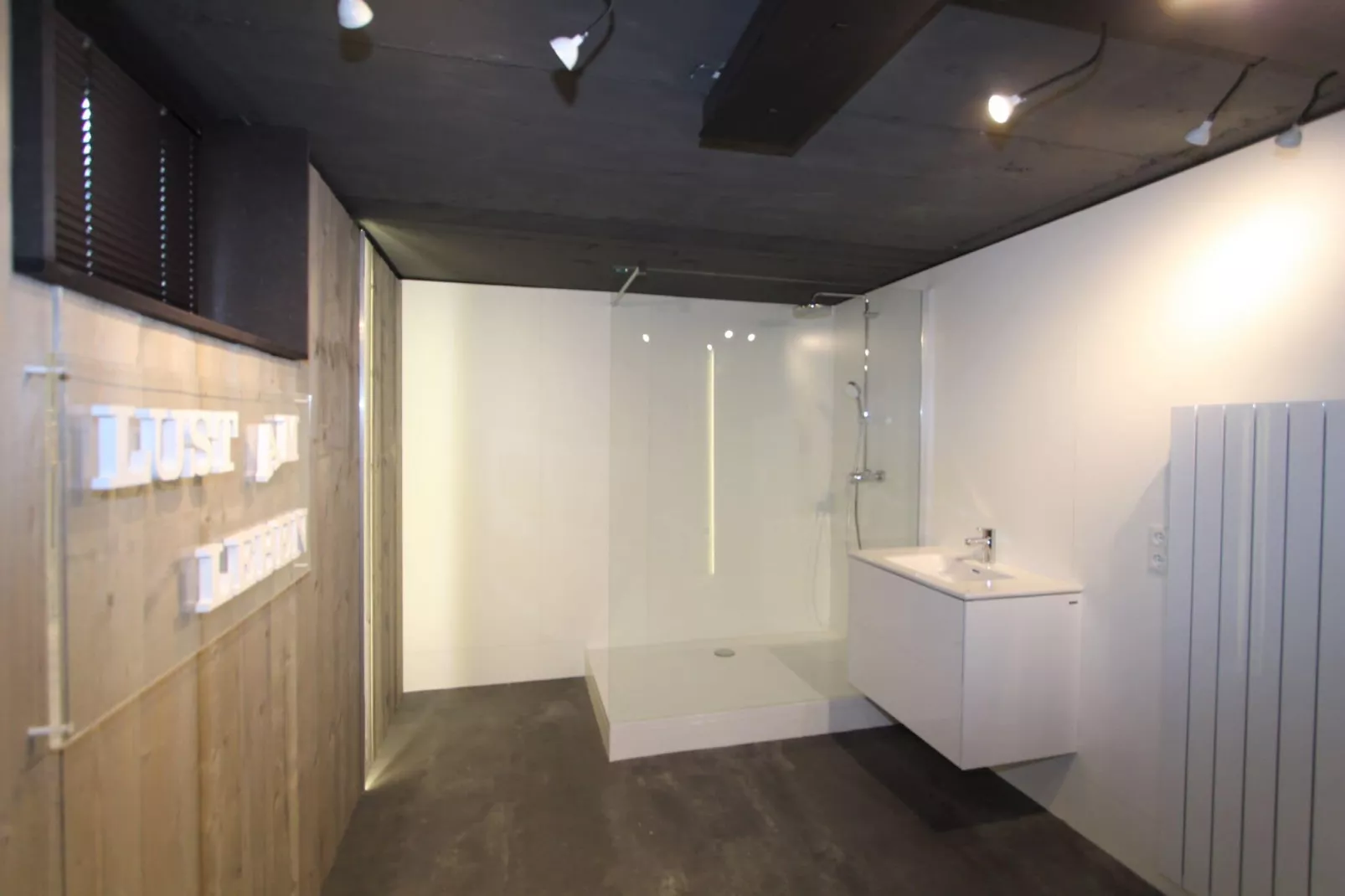 Haus Hilde-Badkamer