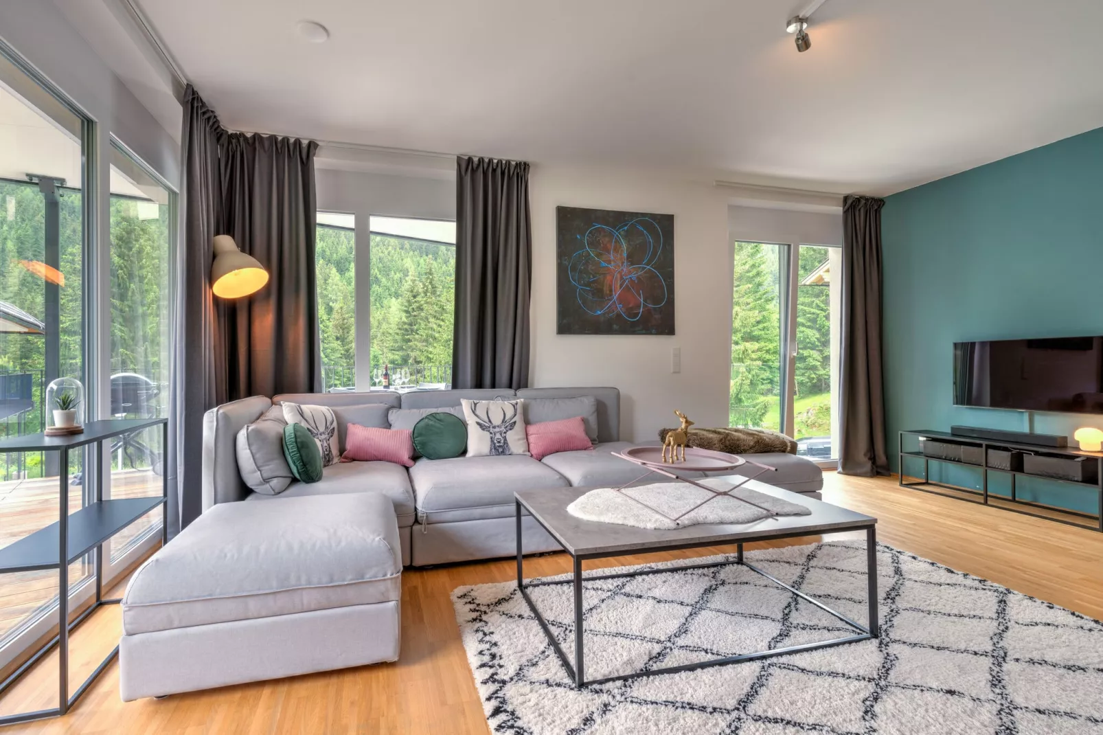 Apartment Mountain View-Woonkamer