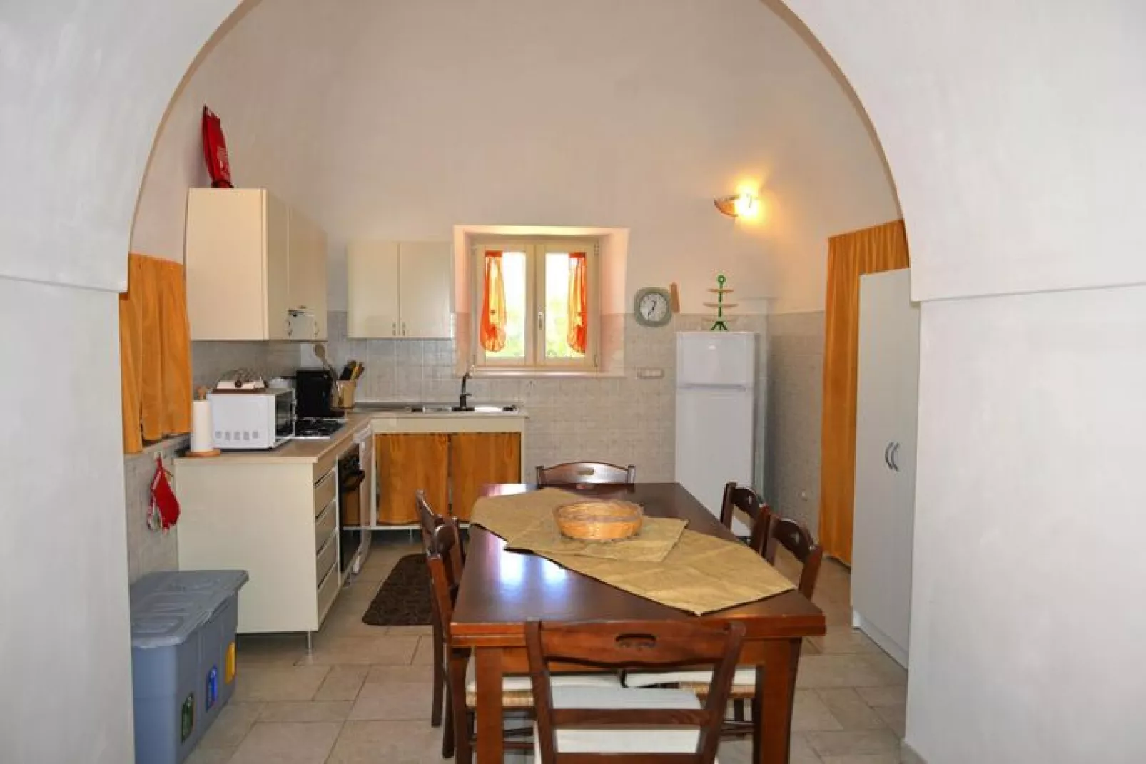 Holiday home Cisternino-Trullo Ulivo Antico-Keuken