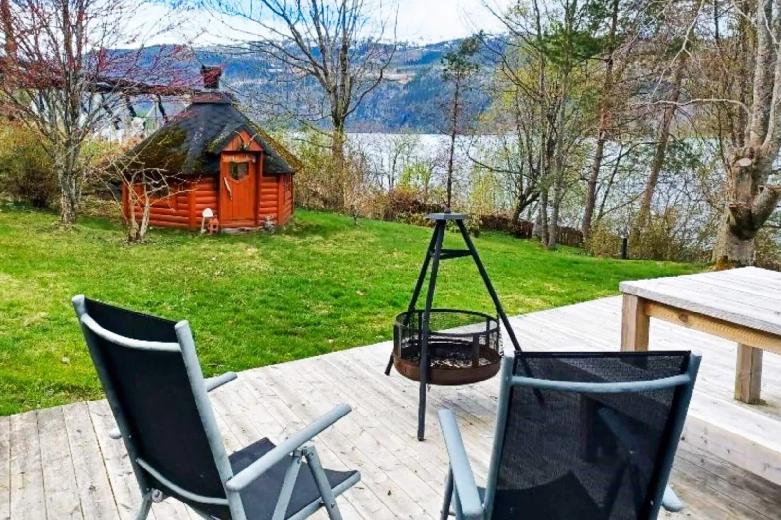 8 persoons vakantie huis in Innvik-By Traum-Buitenlucht