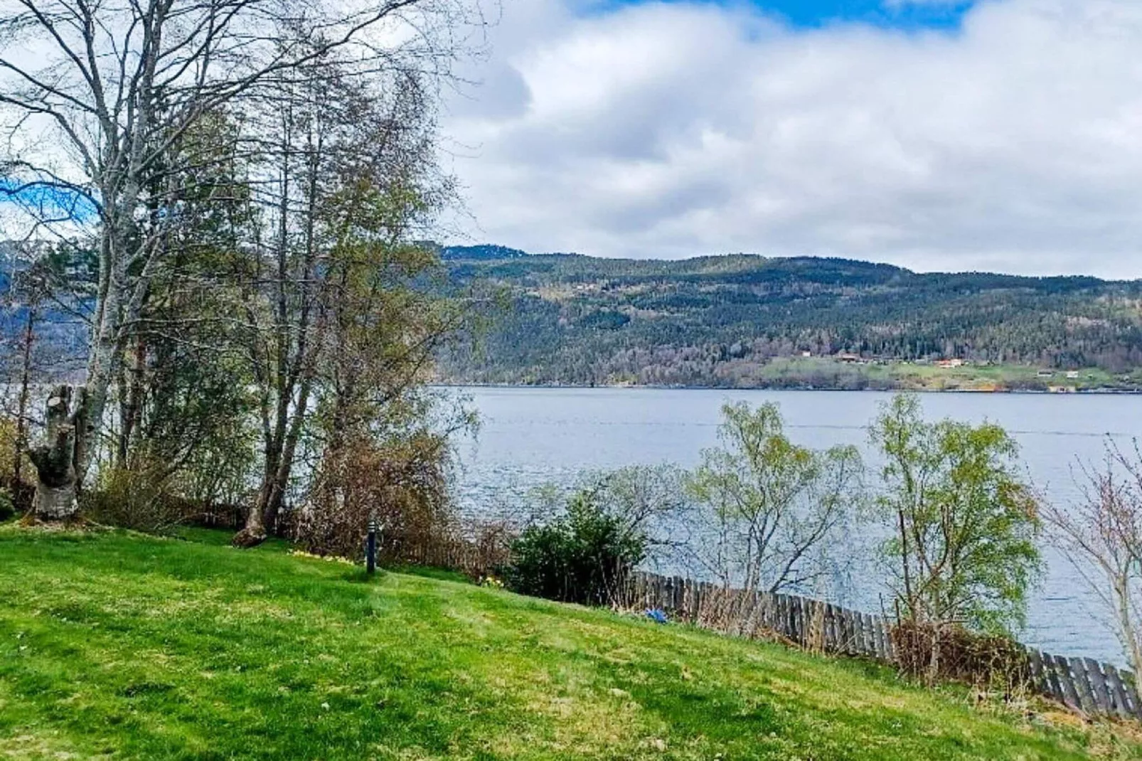 8 persoons vakantie huis in Innvik-By Traum-Buitenlucht