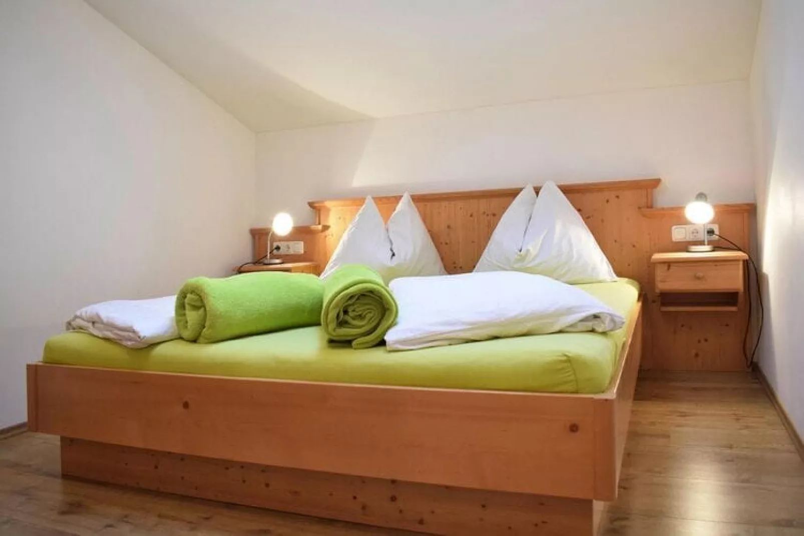 Haus Höllwart , Goldegg am See-App 4, 60 qm-Slaapkamer