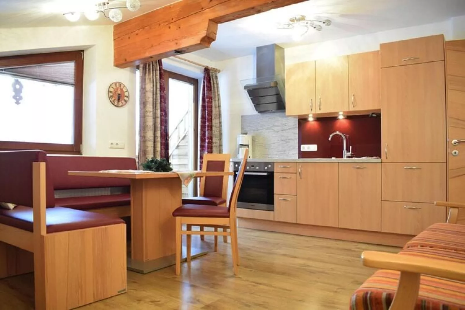 Haus Höllwart , Goldegg am See-App 4, 60 qm-Keuken