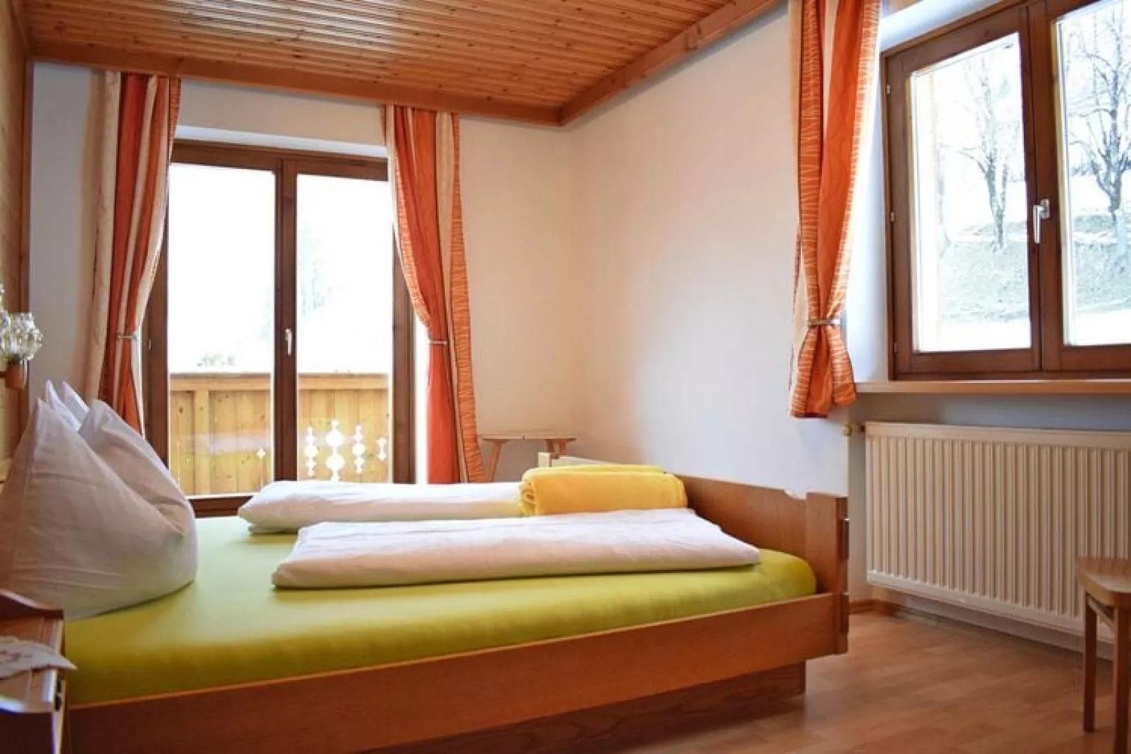 Haus Höllwart , Goldegg am See-App 1, 60 qm-Slaapkamer
