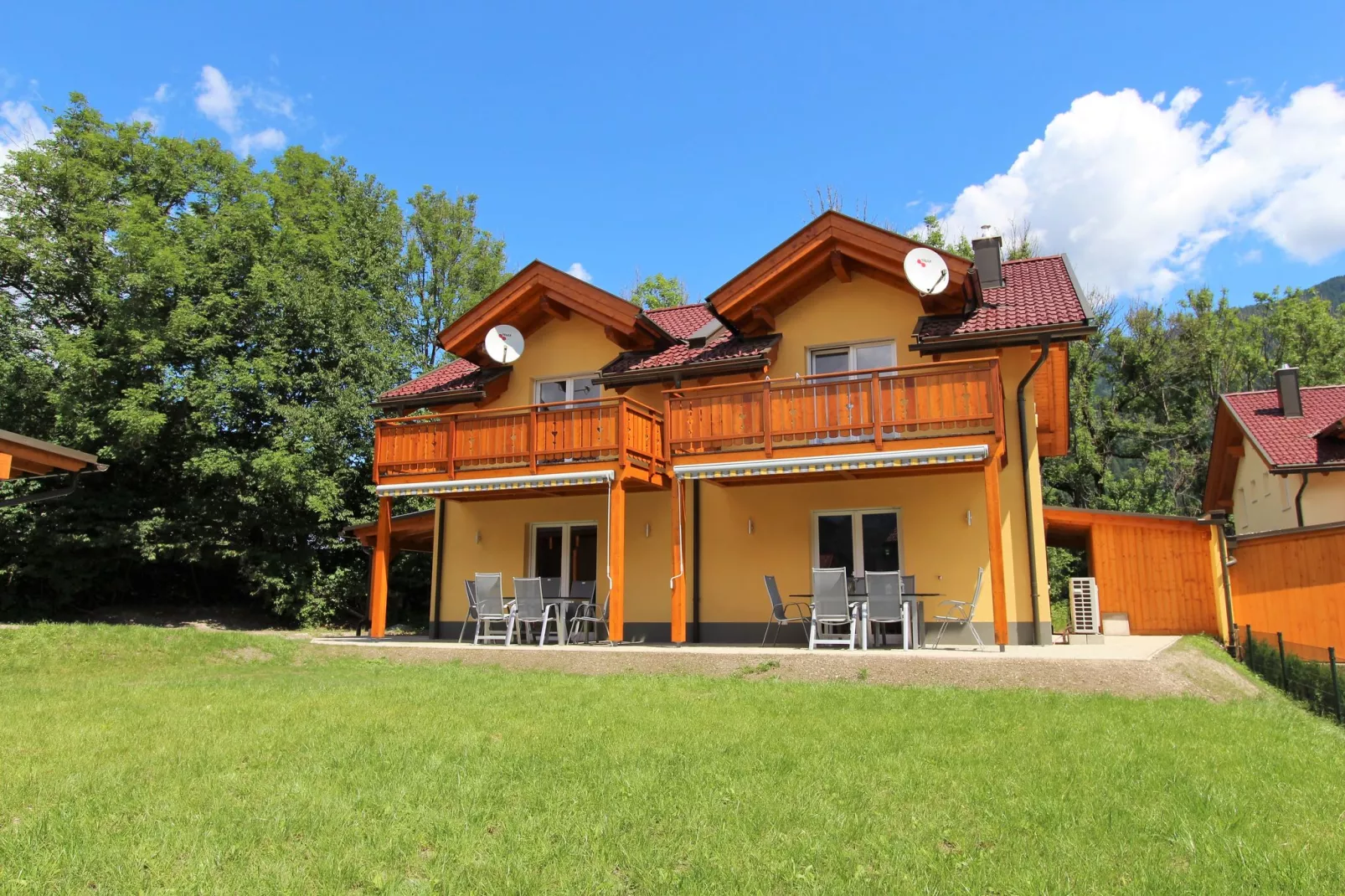 Chalet Steinbock-Buitenkant zomer
