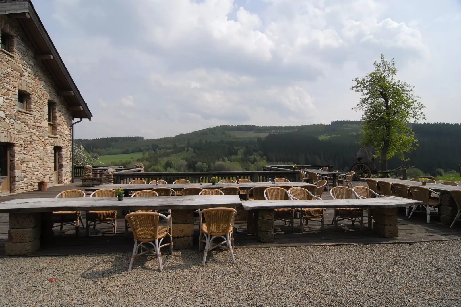 La Ferme du Père Louis-Terrasbalkon