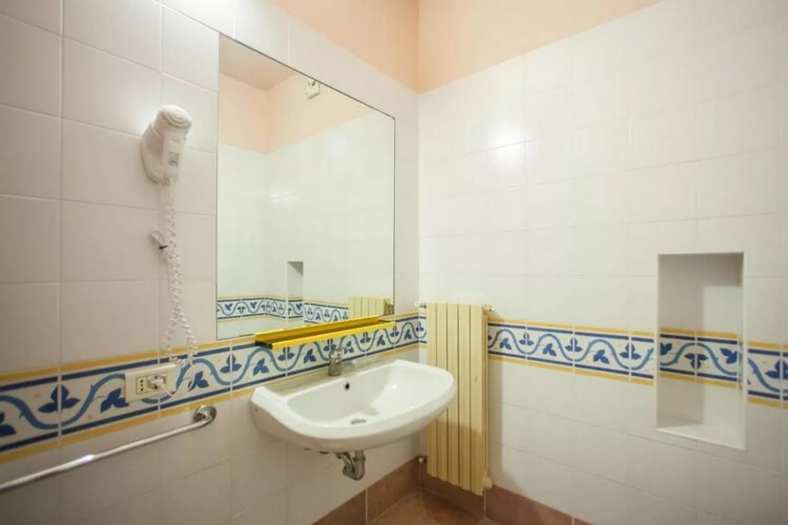 Residence The Garda Village, Sirmione-trilo comfort-Badkamer