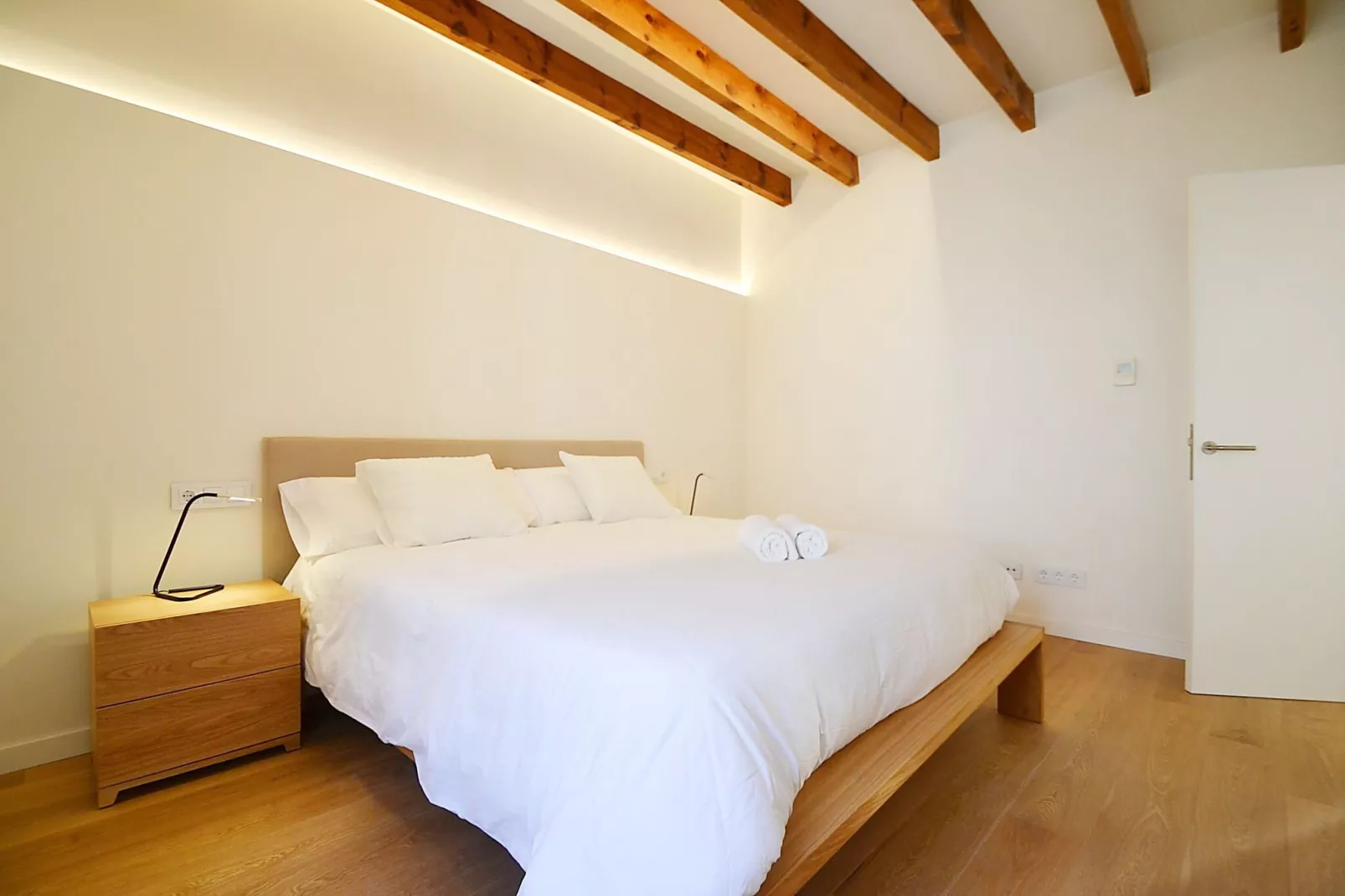 Moderne stadswoning  top kwaliteit in Petra met privé zwembad-Slaapkamer