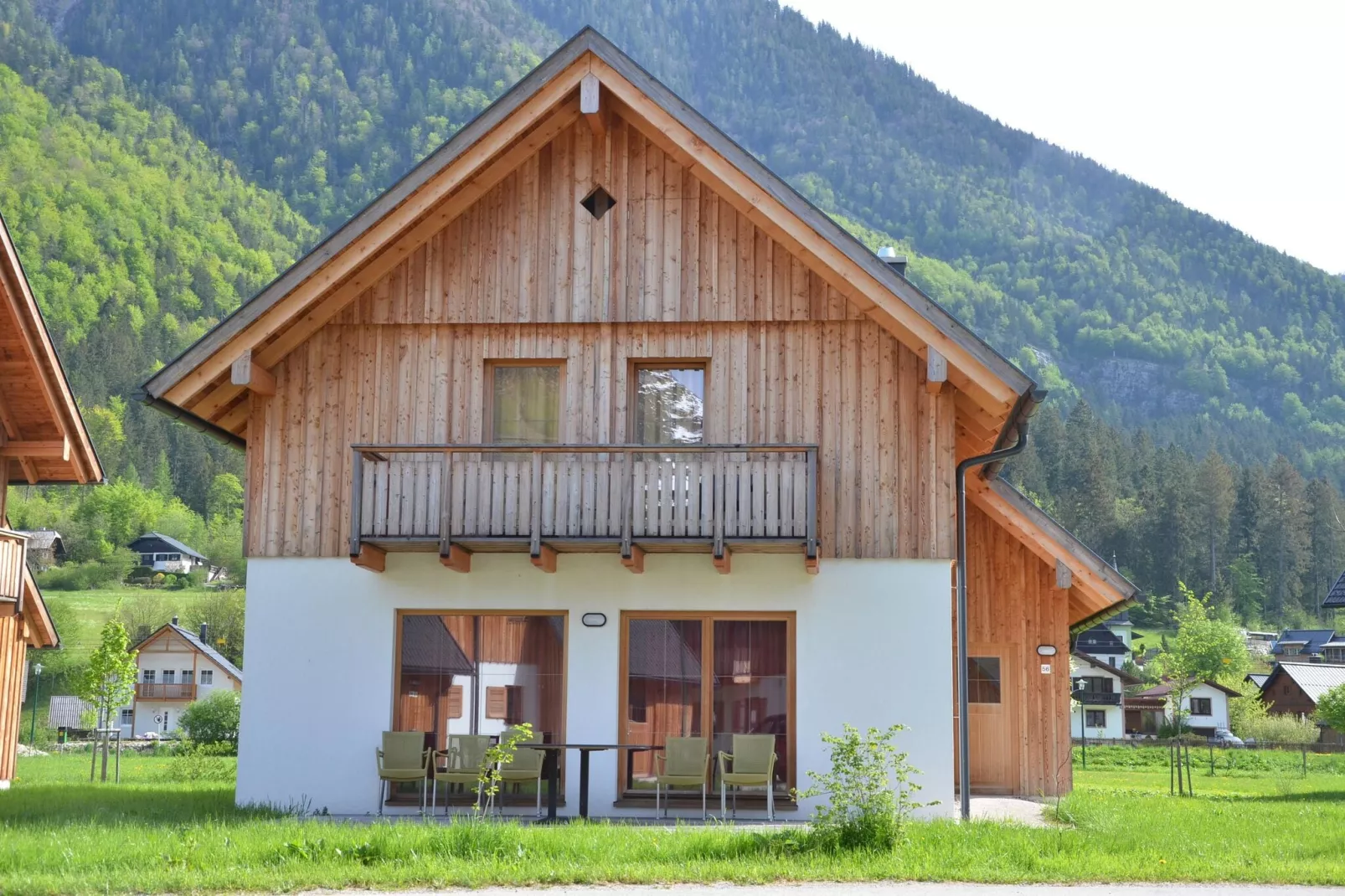 Holiday resort Obertraun, Obertraun am Hallstättersee-Chalet Traunsee-Chalet Traunsee-Buitenkant zomer