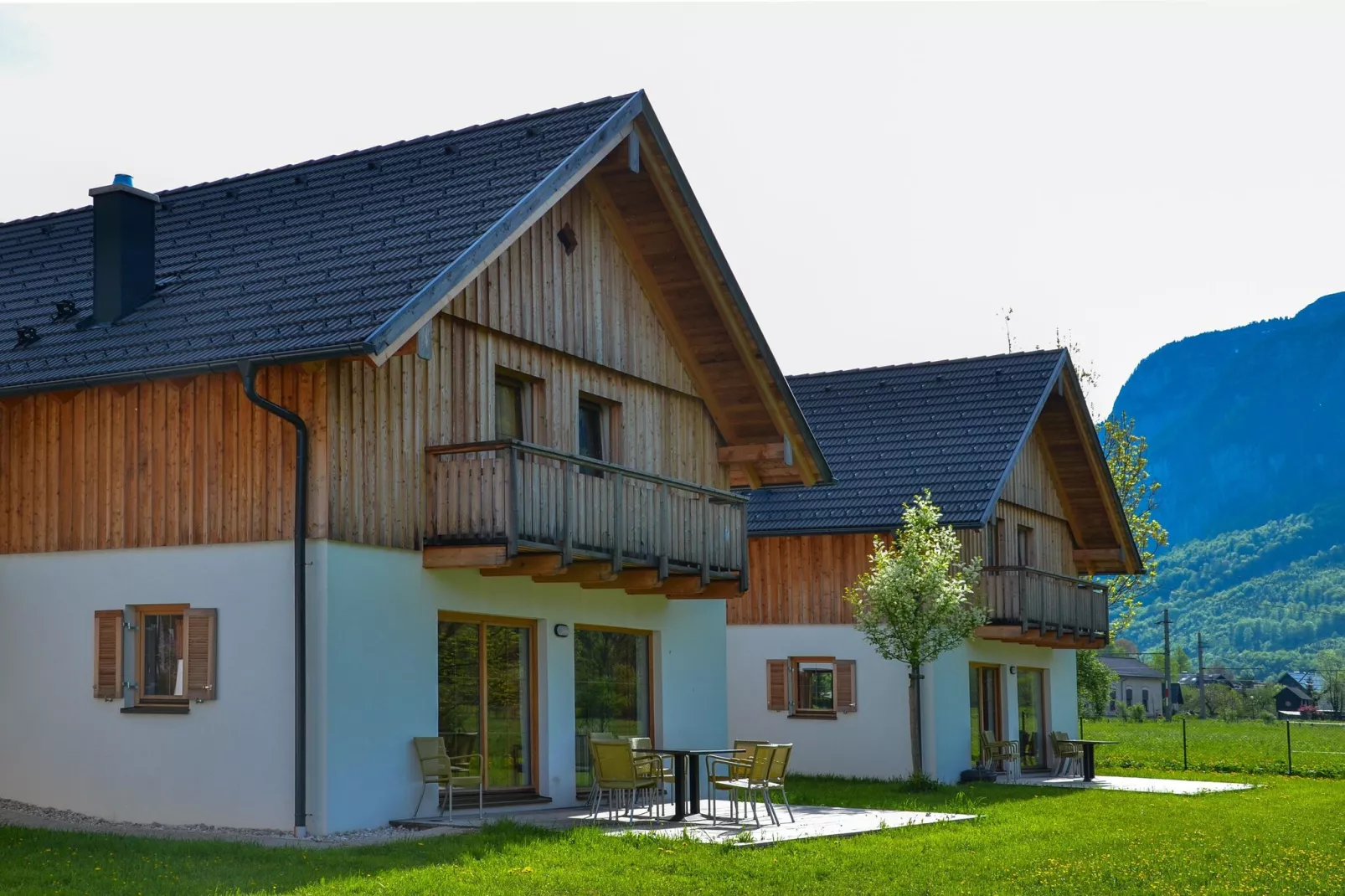 Holiday resort Obertraun, Obertraun am Hallstättersee-Chalet Traunsee-Chalet Traunsee-Buitenkant zomer