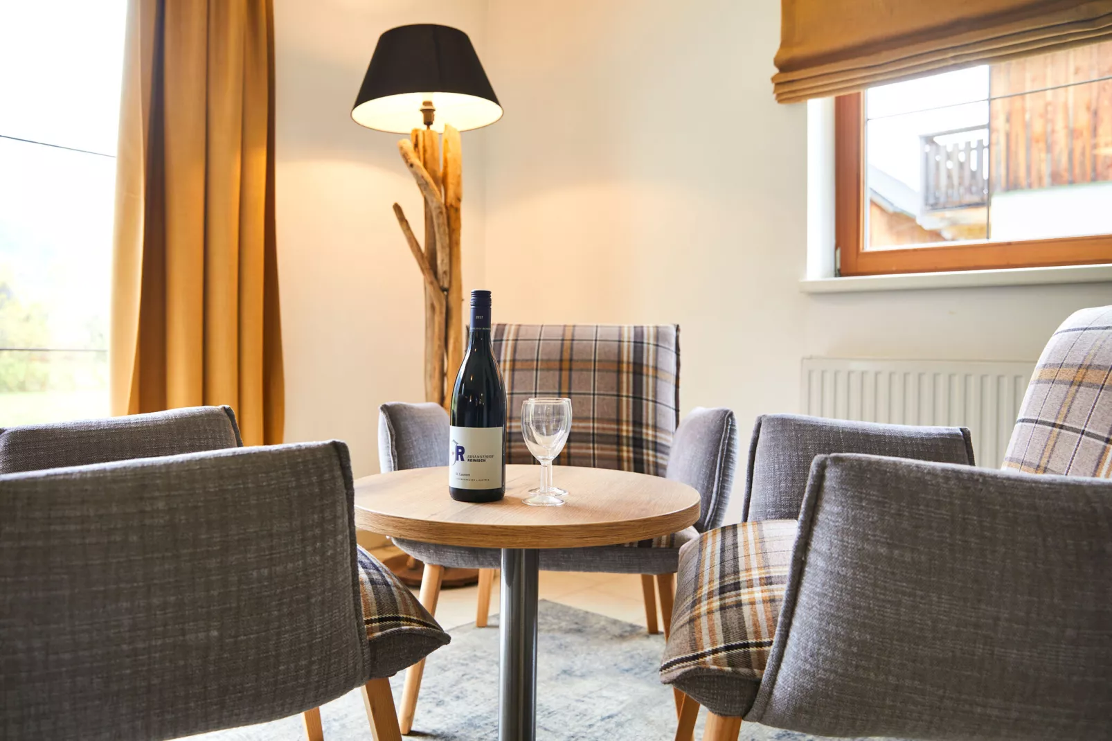 Holiday resort Obertraun, Obertraun am Hallstättersee-Chalet Mondsee-Chalet Mondsee-Hal-ontvangst