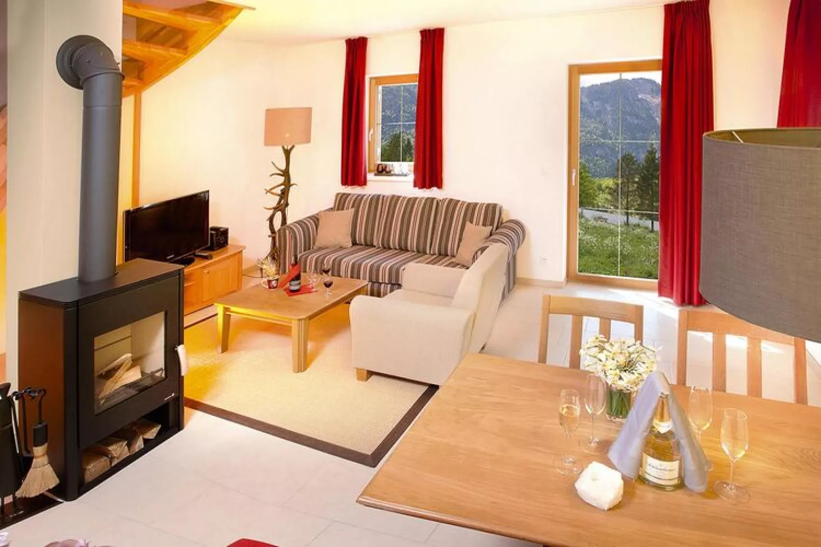 Holiday resort Obertraun, Obertraun am Hallstättersee-Chalet Fuchlsee (neu)-Chalet Fuchlsee (neu)-Woonkamer
